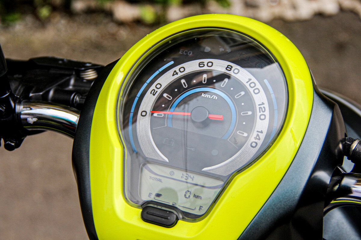 Đồng hồ kỹ thuật số trên xe Honda Scoopy 2026